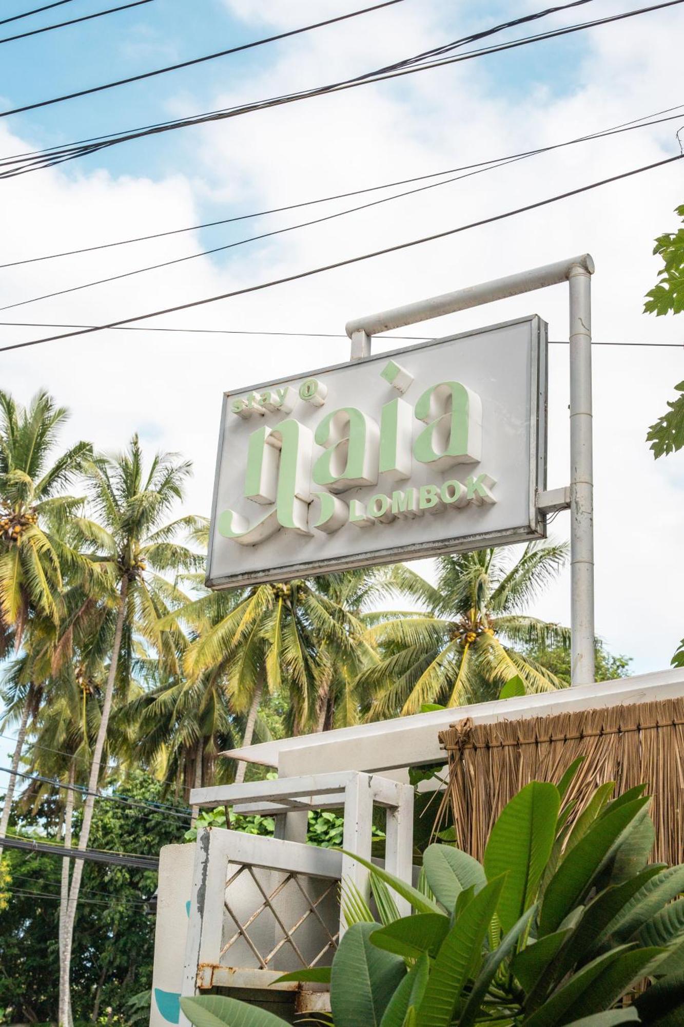 Отель Naia Lombok Kuta  Экстерьер фото