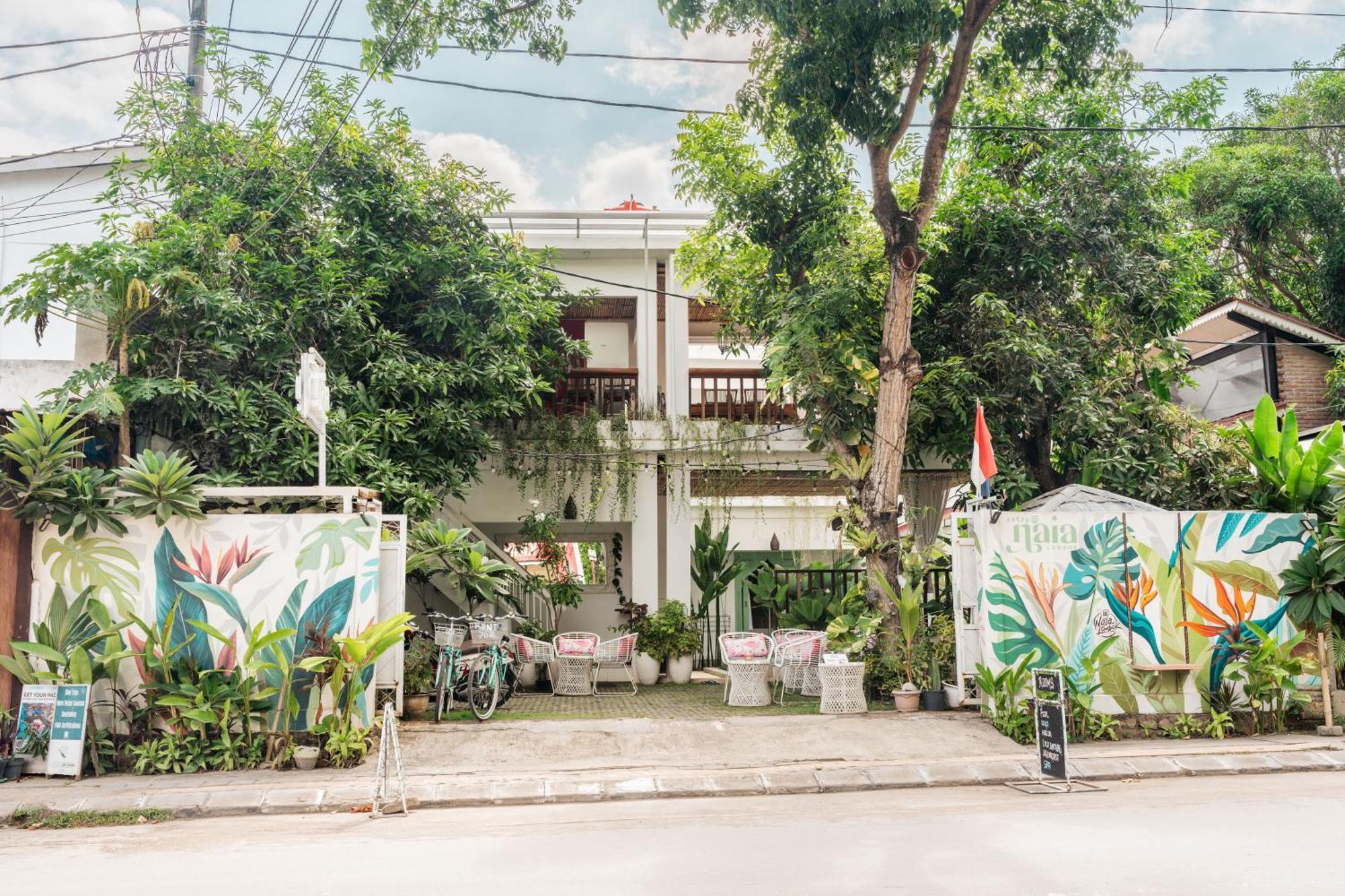 Отель Naia Lombok Kuta  Экстерьер фото